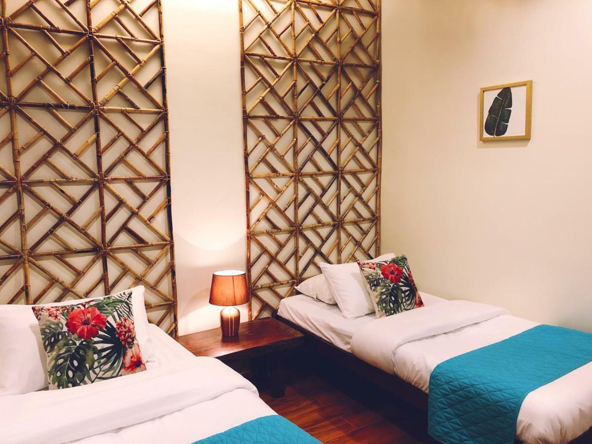 The Cabins At Lvf Puerto Princesa Esterno foto
